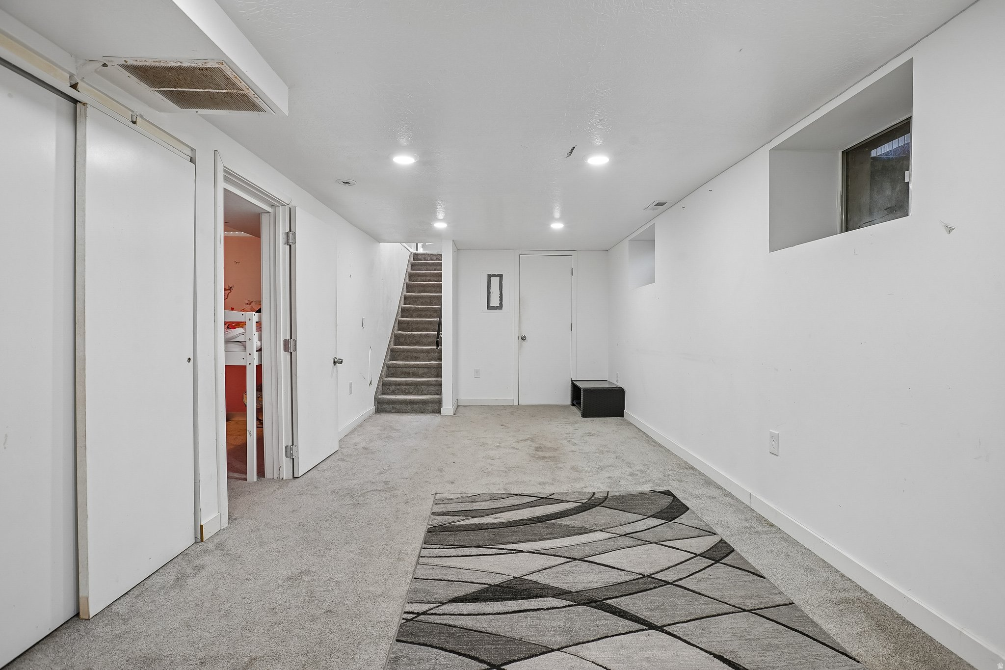 KEARNS TOWNSITE - Residential