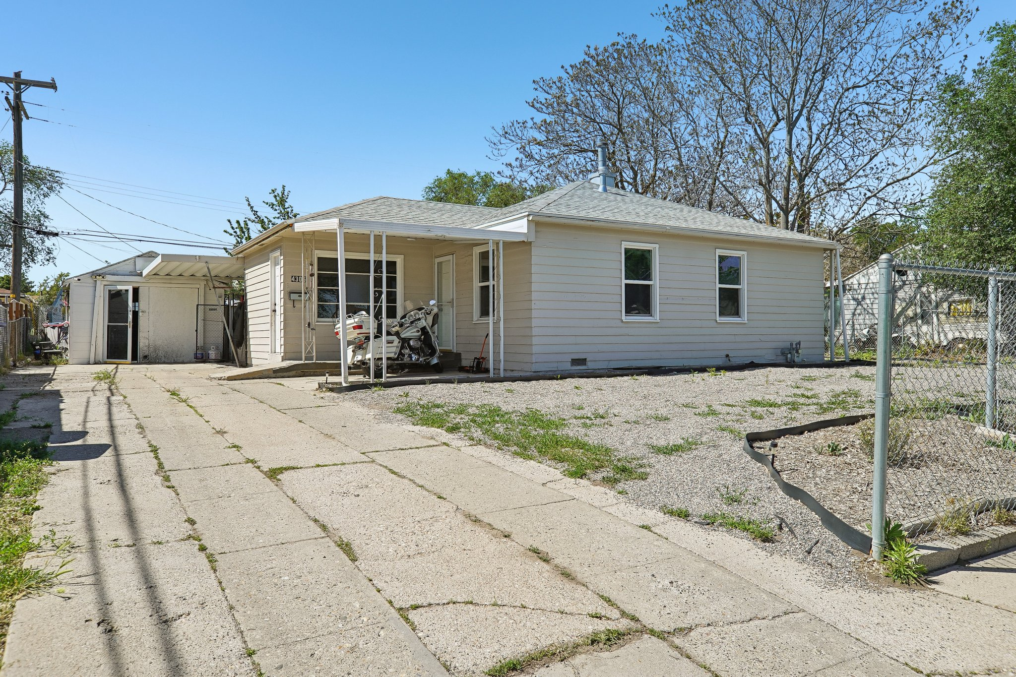 KEARNS TOWNSITE - Residential