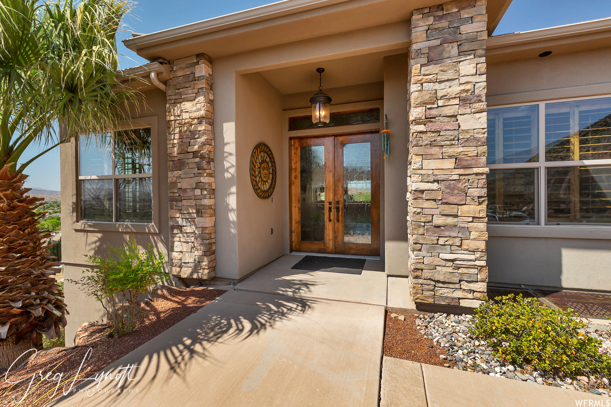 SHADOW MOUNTAIN TOWNHOMES - Residential