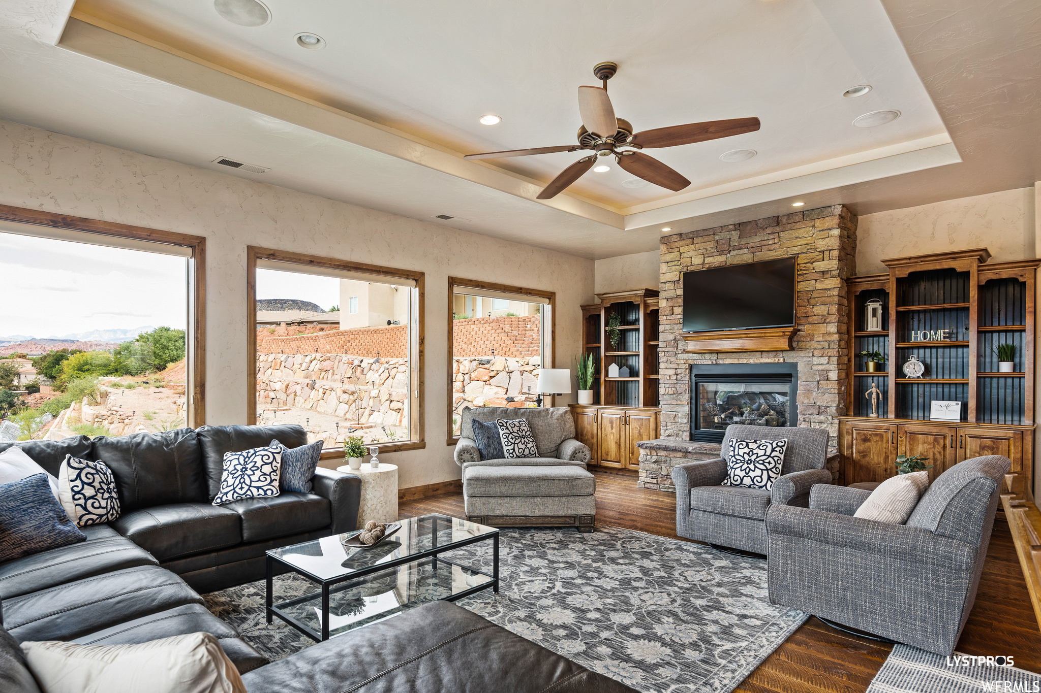 SHADOW MOUNTAIN TOWNHOMES - Residential