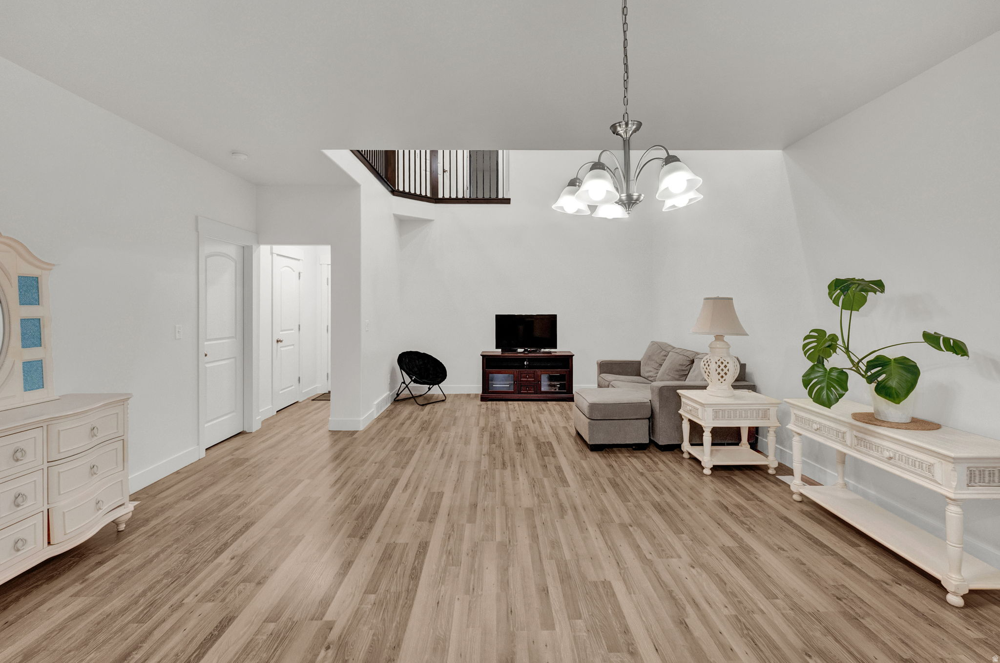 MOUNTAIN RIDGE - Residential