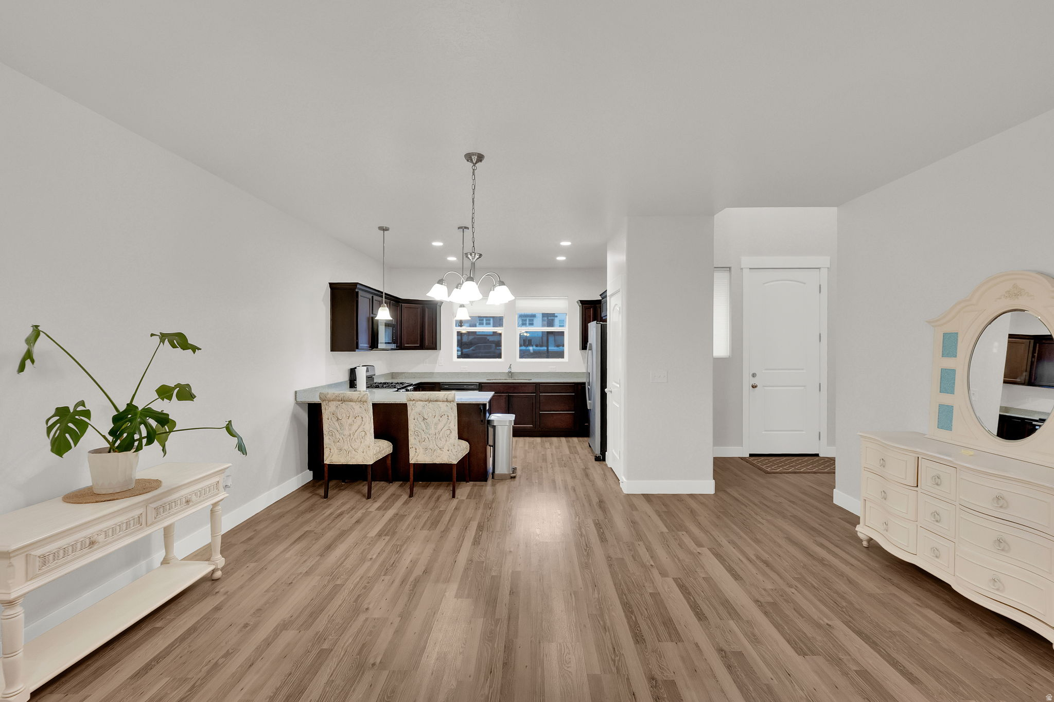 MOUNTAIN RIDGE - Residential