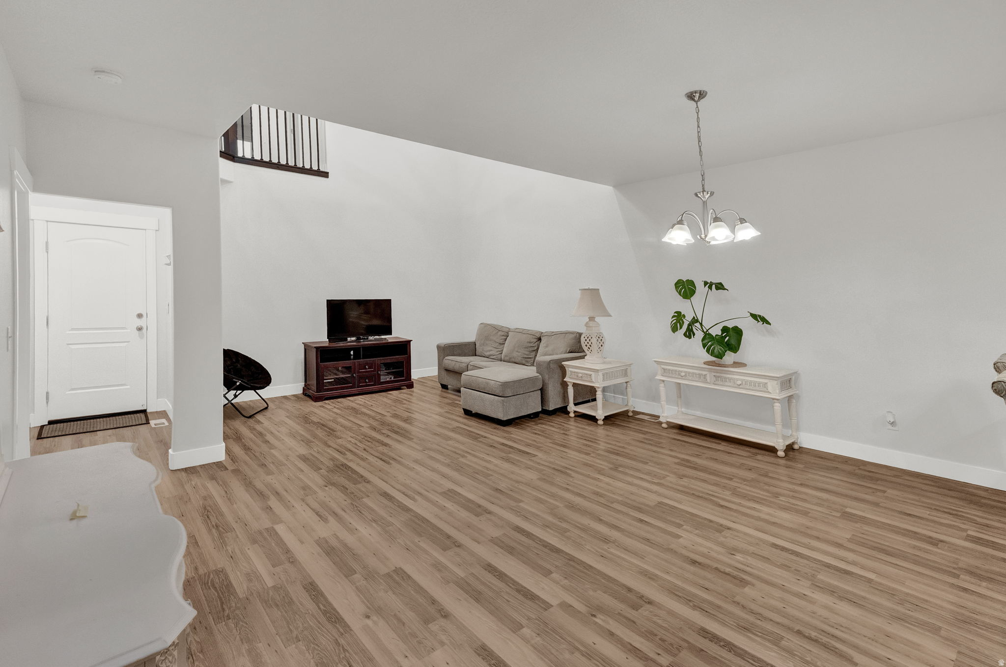 MOUNTAIN RIDGE - Residential