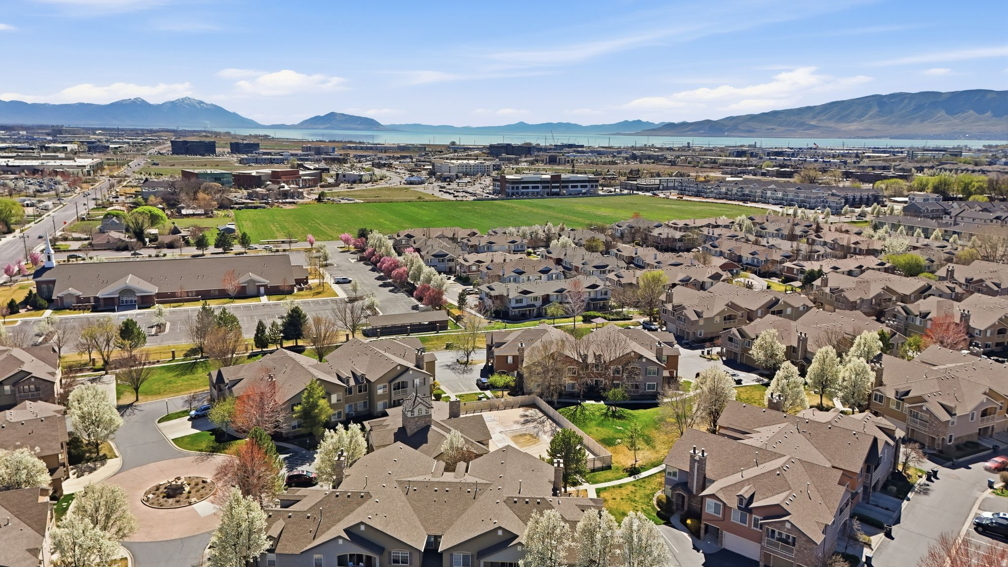 ROBINS - Residential