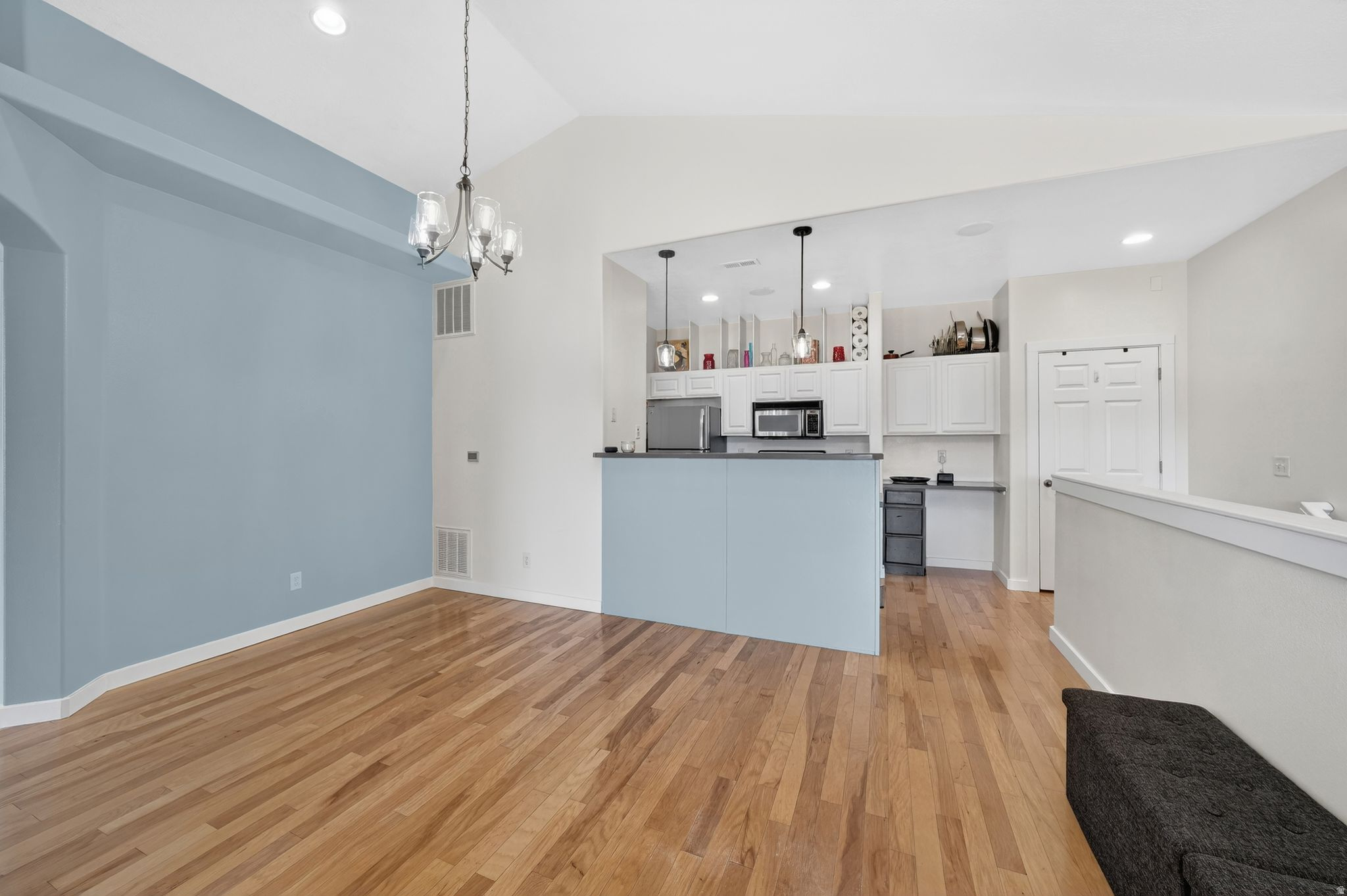 ROBINS - Residential