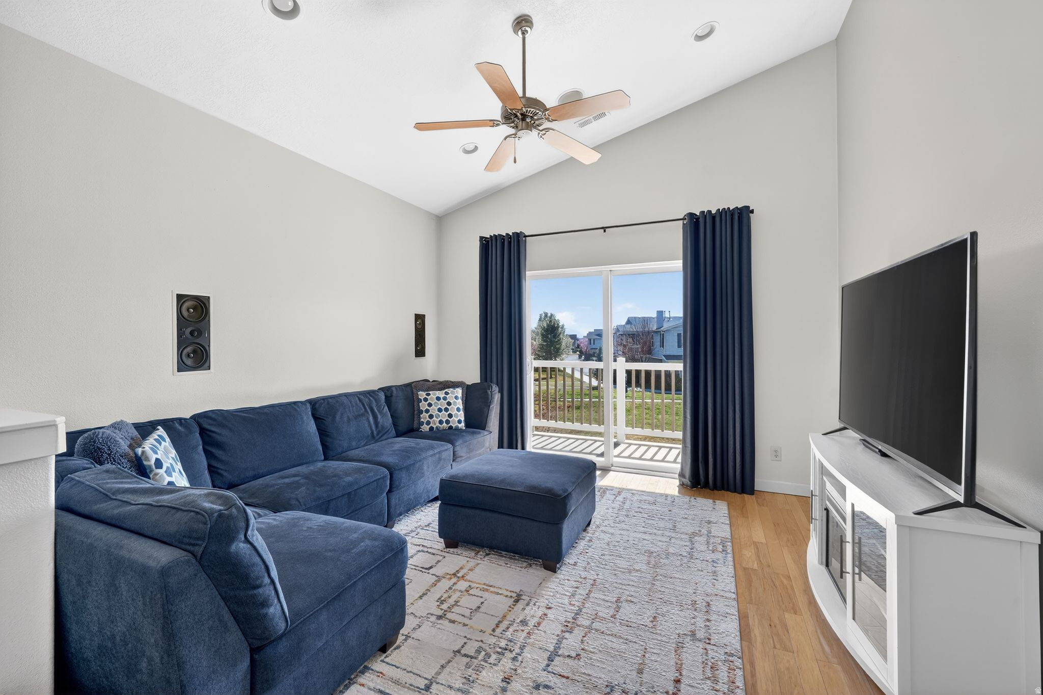 ROBINS - Residential