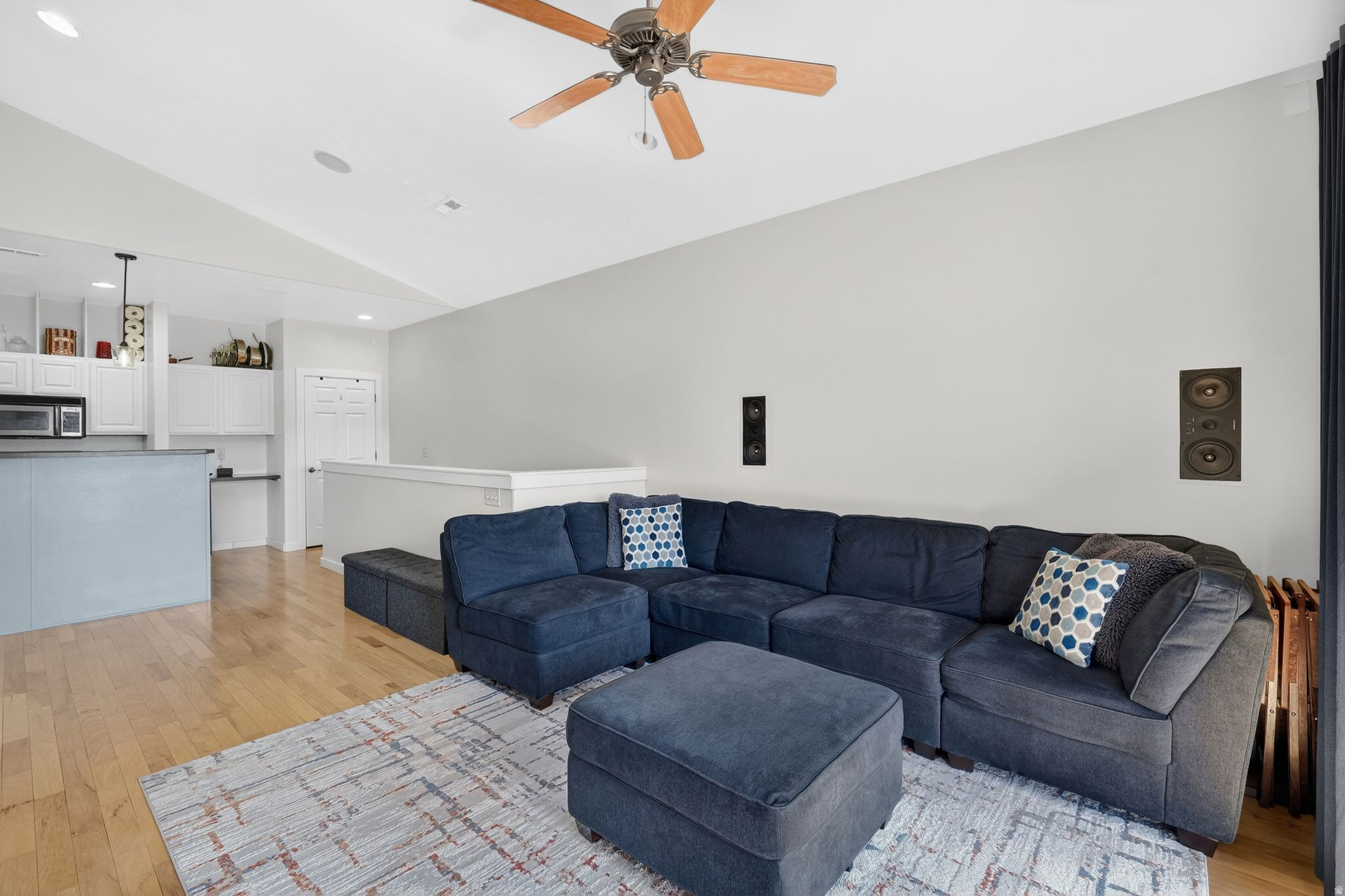 ROBINS - Residential