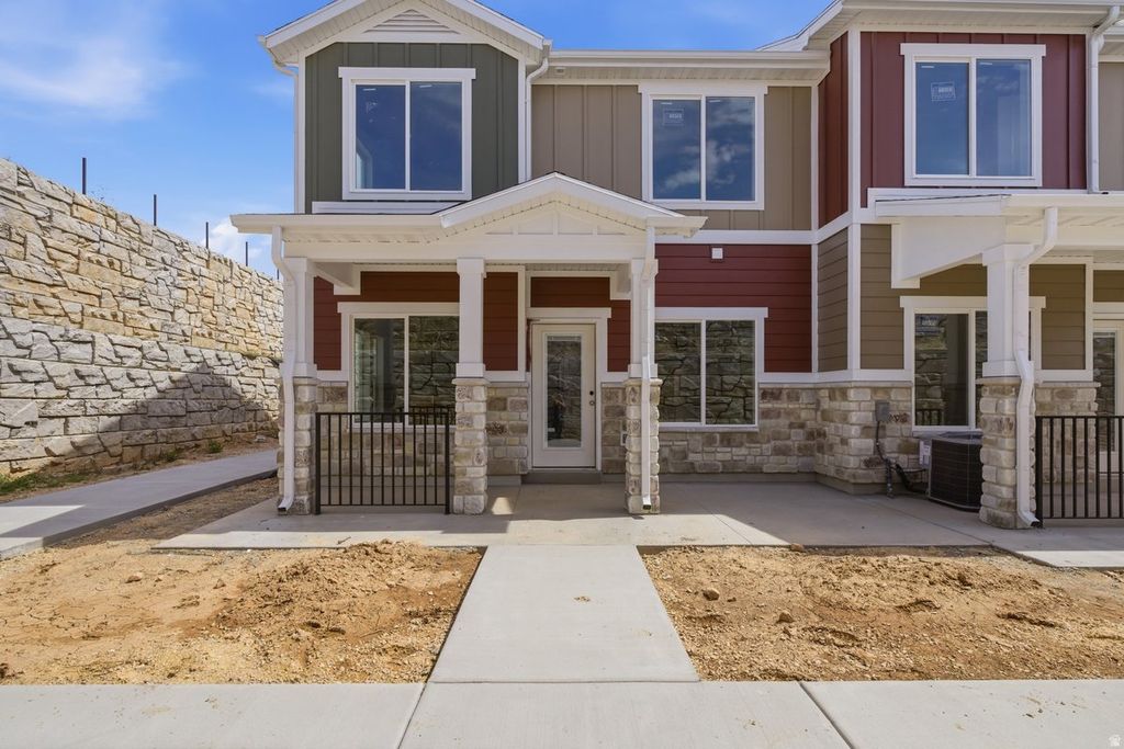 Photo of 3143 N 1675 E, Layton, UT 84040 (MLS # 2149921)