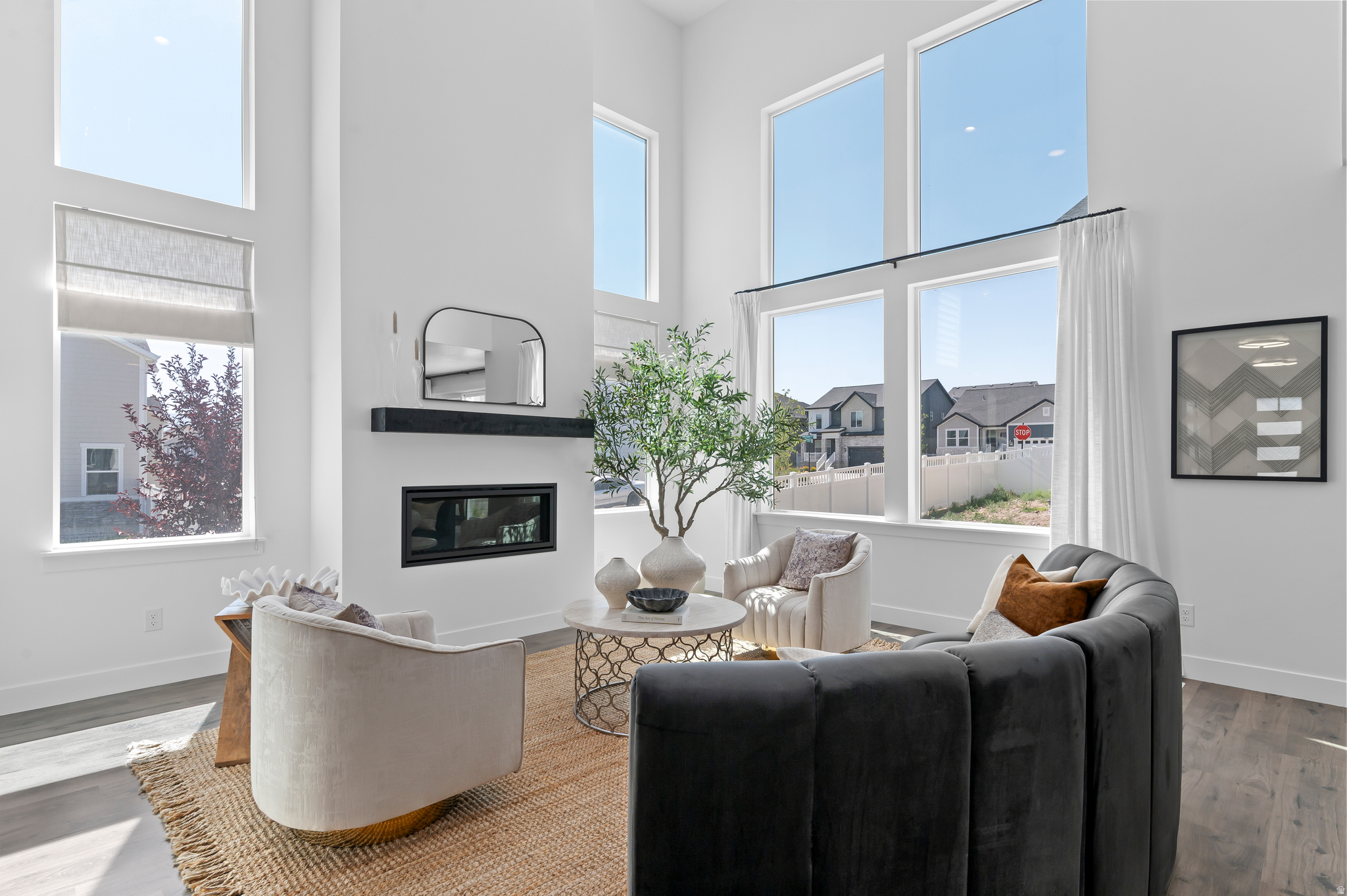 MOUNTAIN RIDGE - Residential