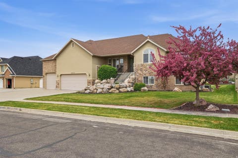 Tiny photo for 2026 W RANCH RD, Farmington, UT 84025 (MLS # 2157449)