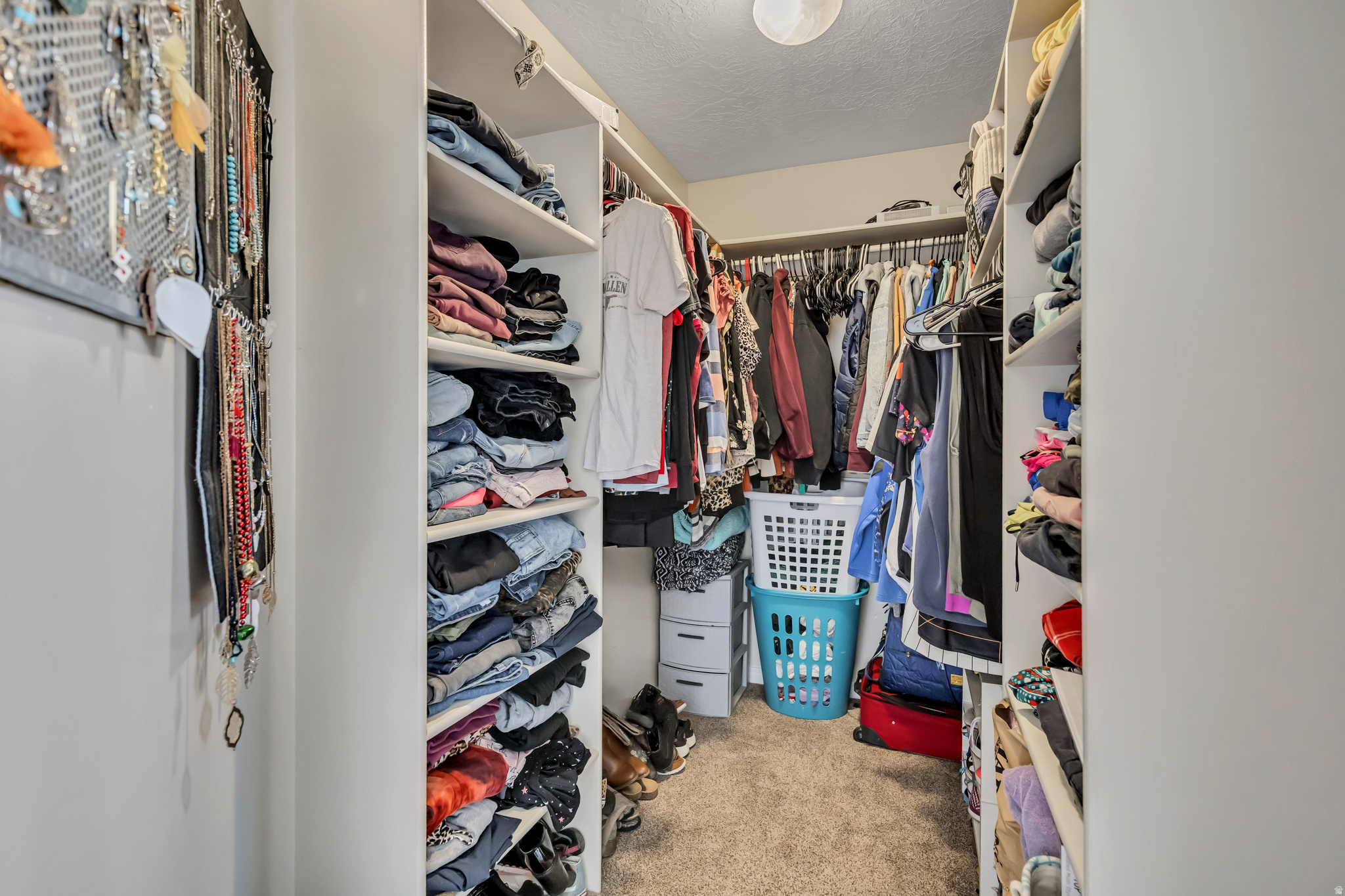 MEADOWS - Residential