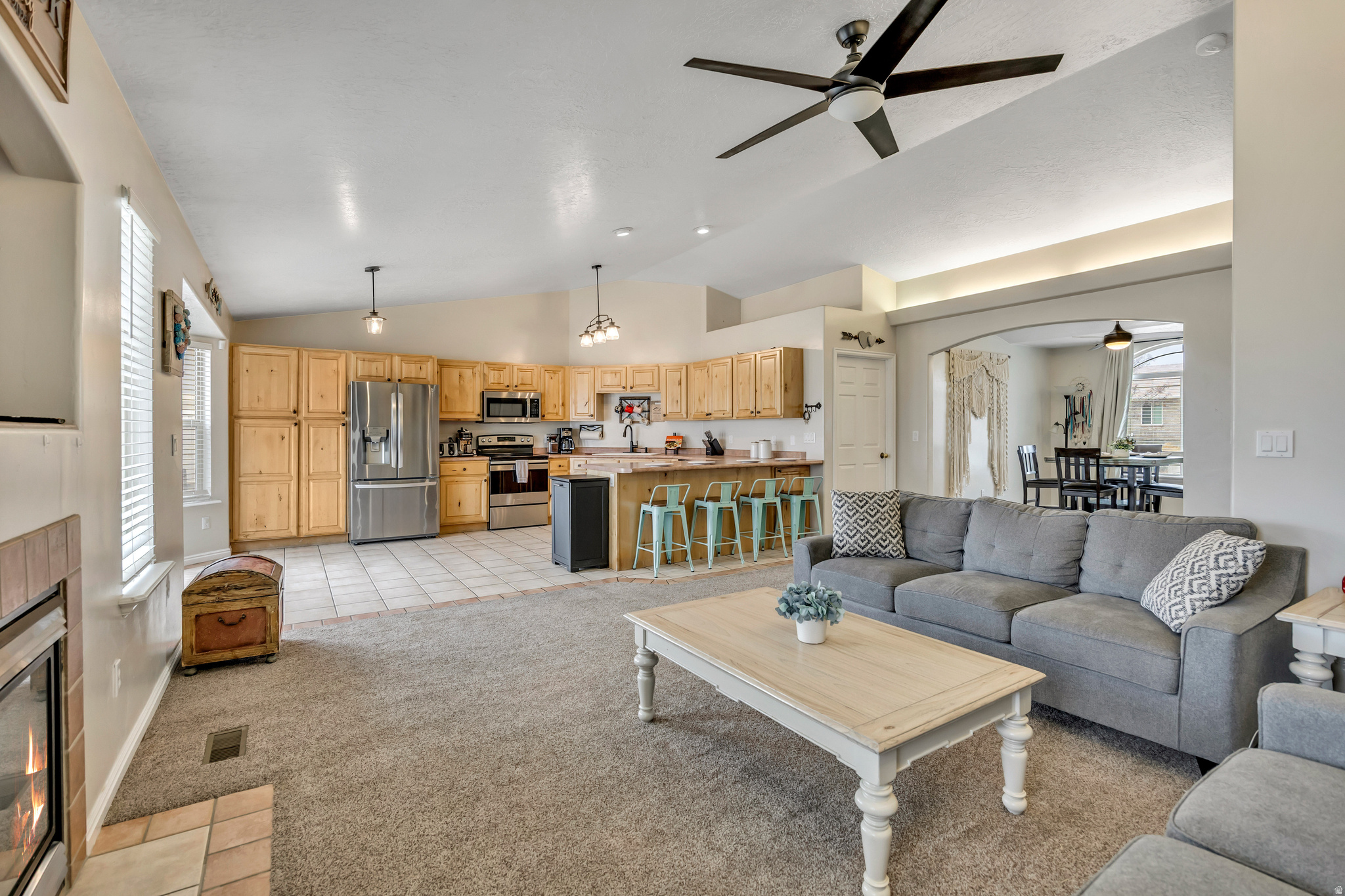 MEADOWS - Residential