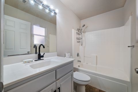 Tiny photo for 2355 S 780 W, Hurricane, UT 84737 (MLS # 2121140)