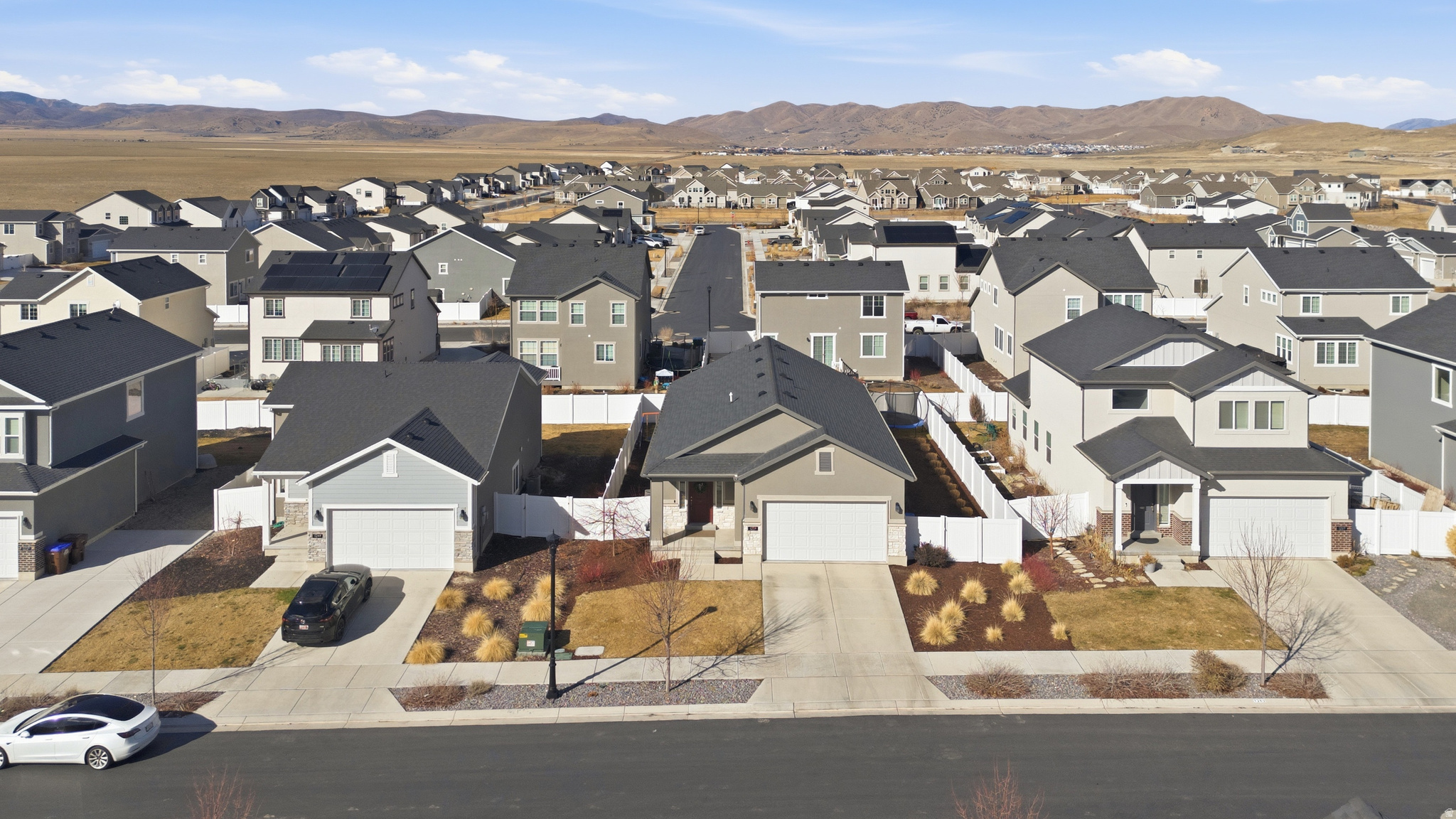 OVERLAND - Residential