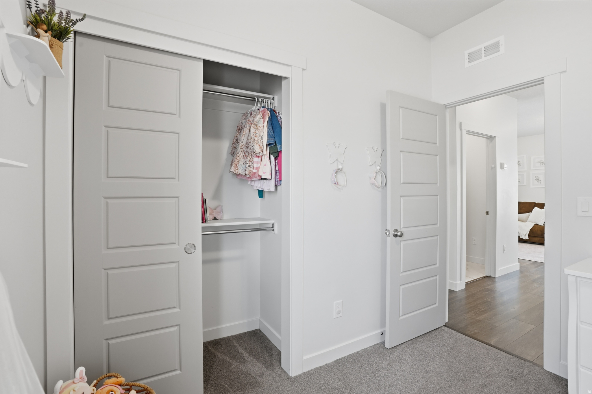 OVERLAND - Residential