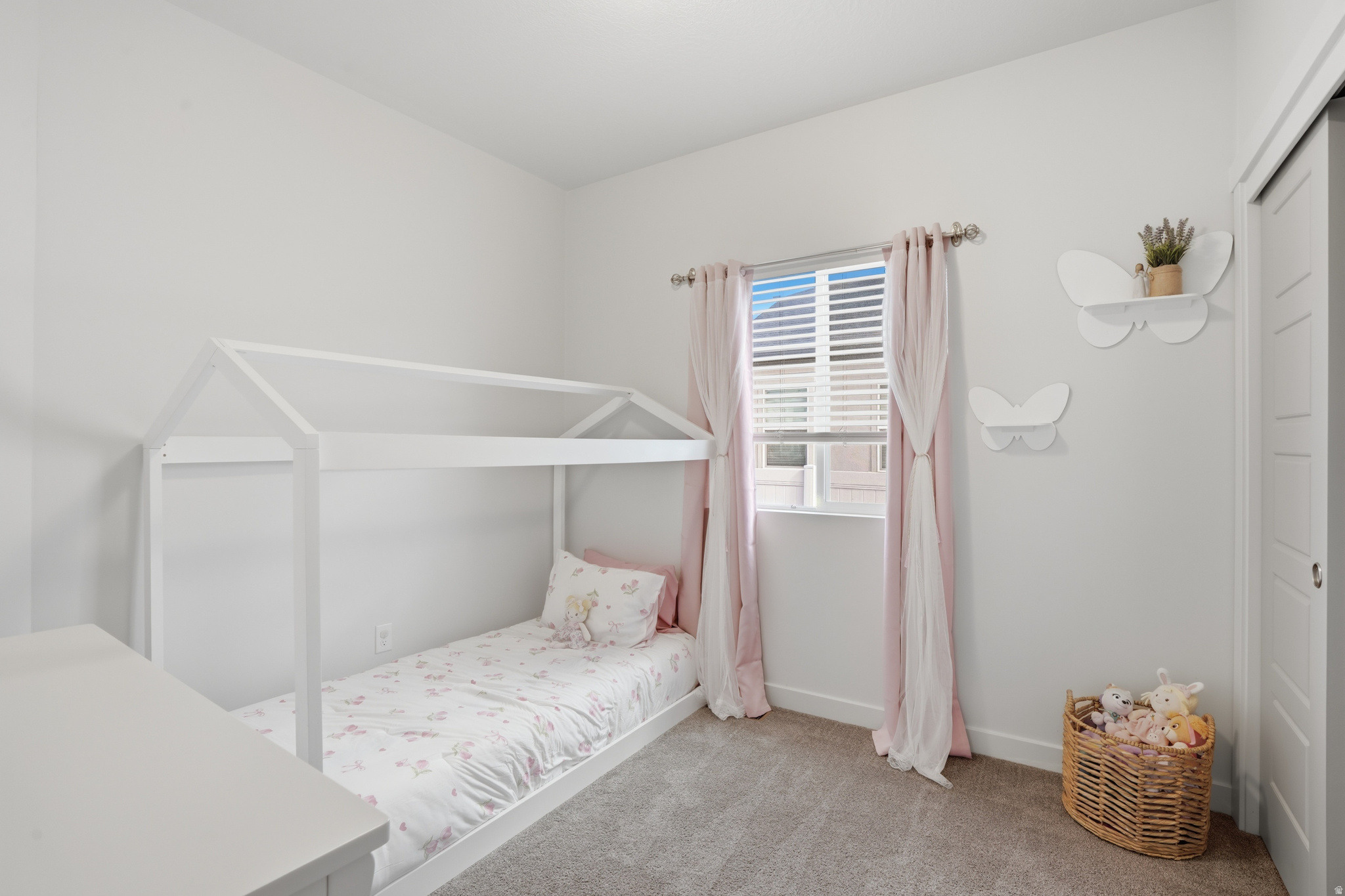 OVERLAND - Residential