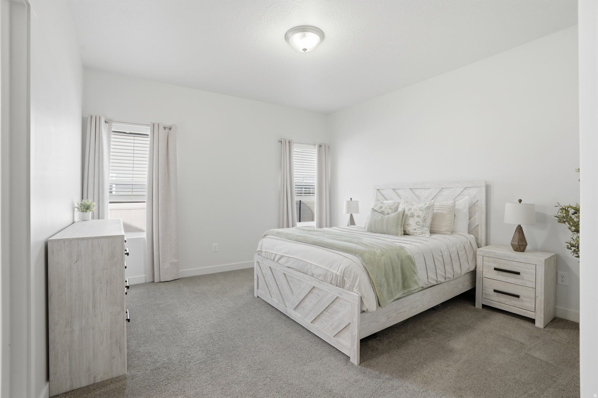 OVERLAND - Residential