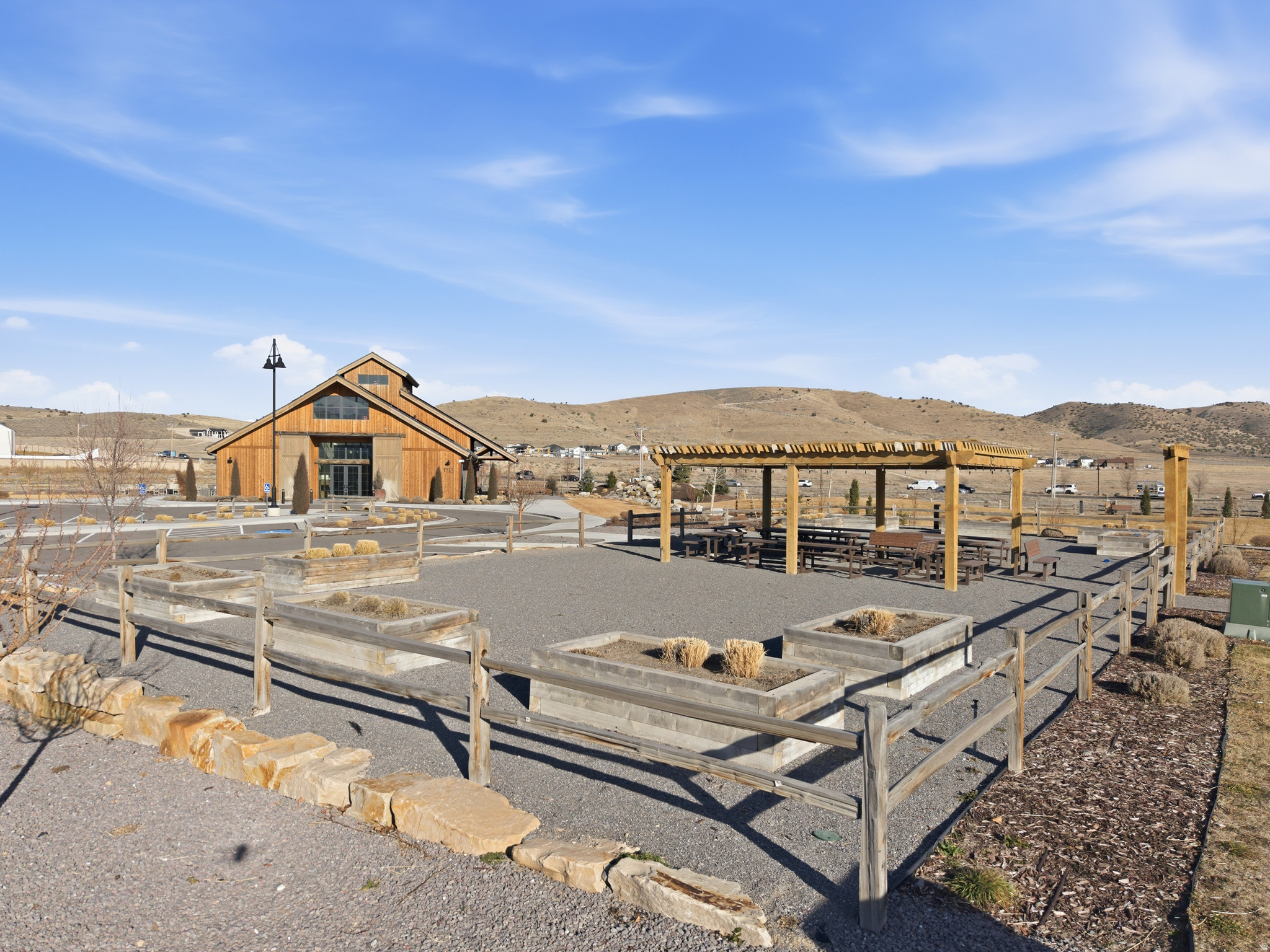 OVERLAND - Residential