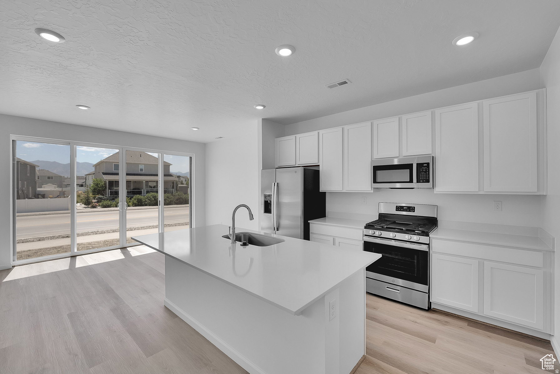 WILD HORSE RANCH - Residential