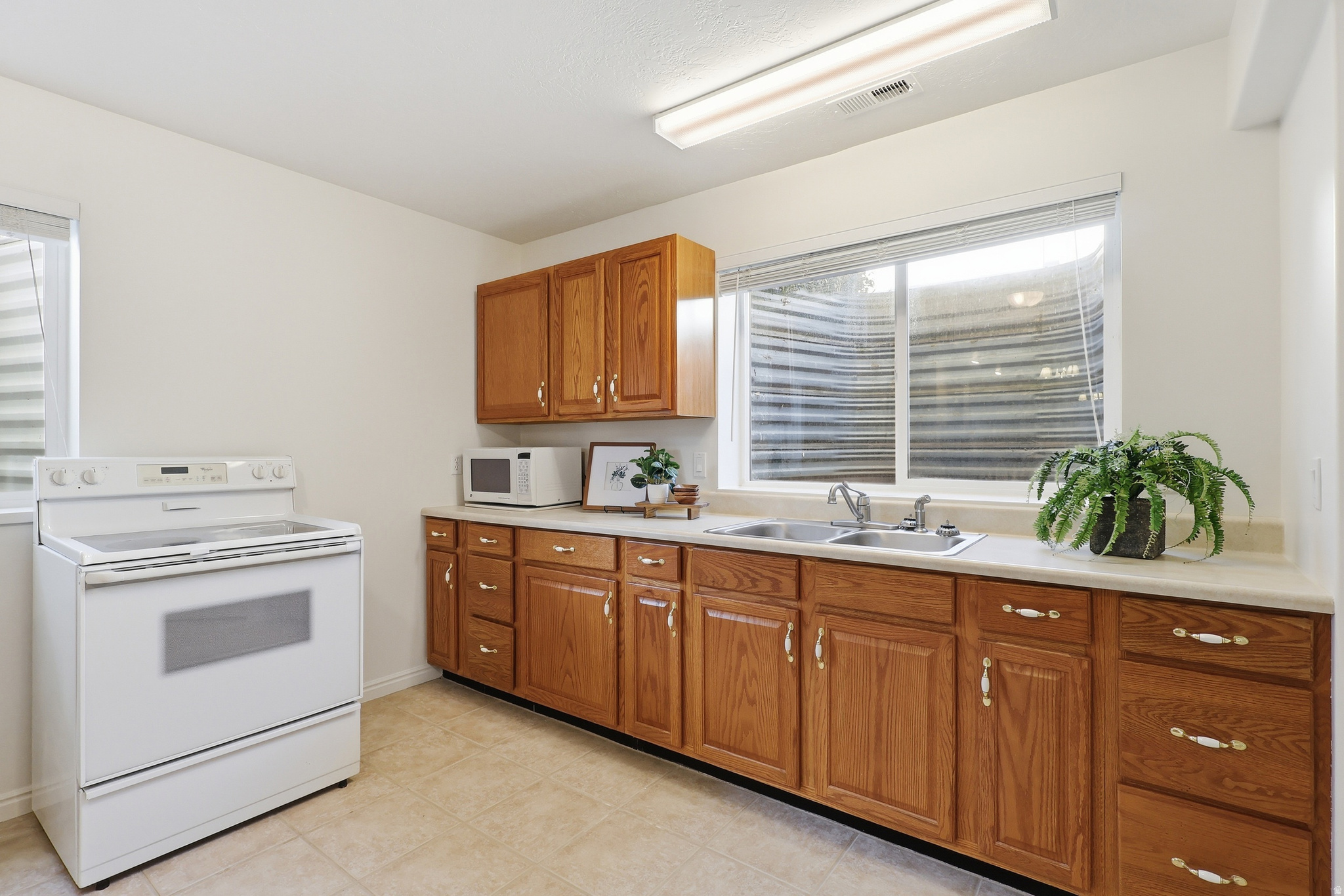 ORCHARD GROVE - Residential