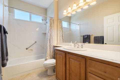 Tiny photo for 4610 S SIESTA DR, Saint George, UT 84790 (MLS # 2180228)
