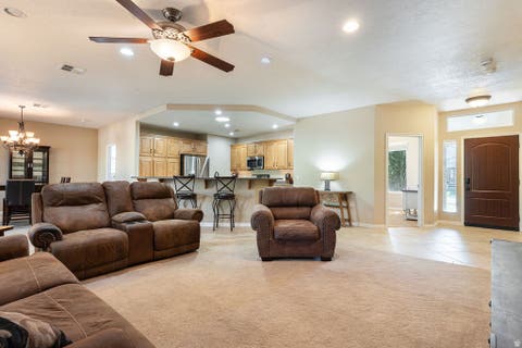 Tiny photo for 4610 S SIESTA DR, Saint George, UT 84790 (MLS # 2180228)