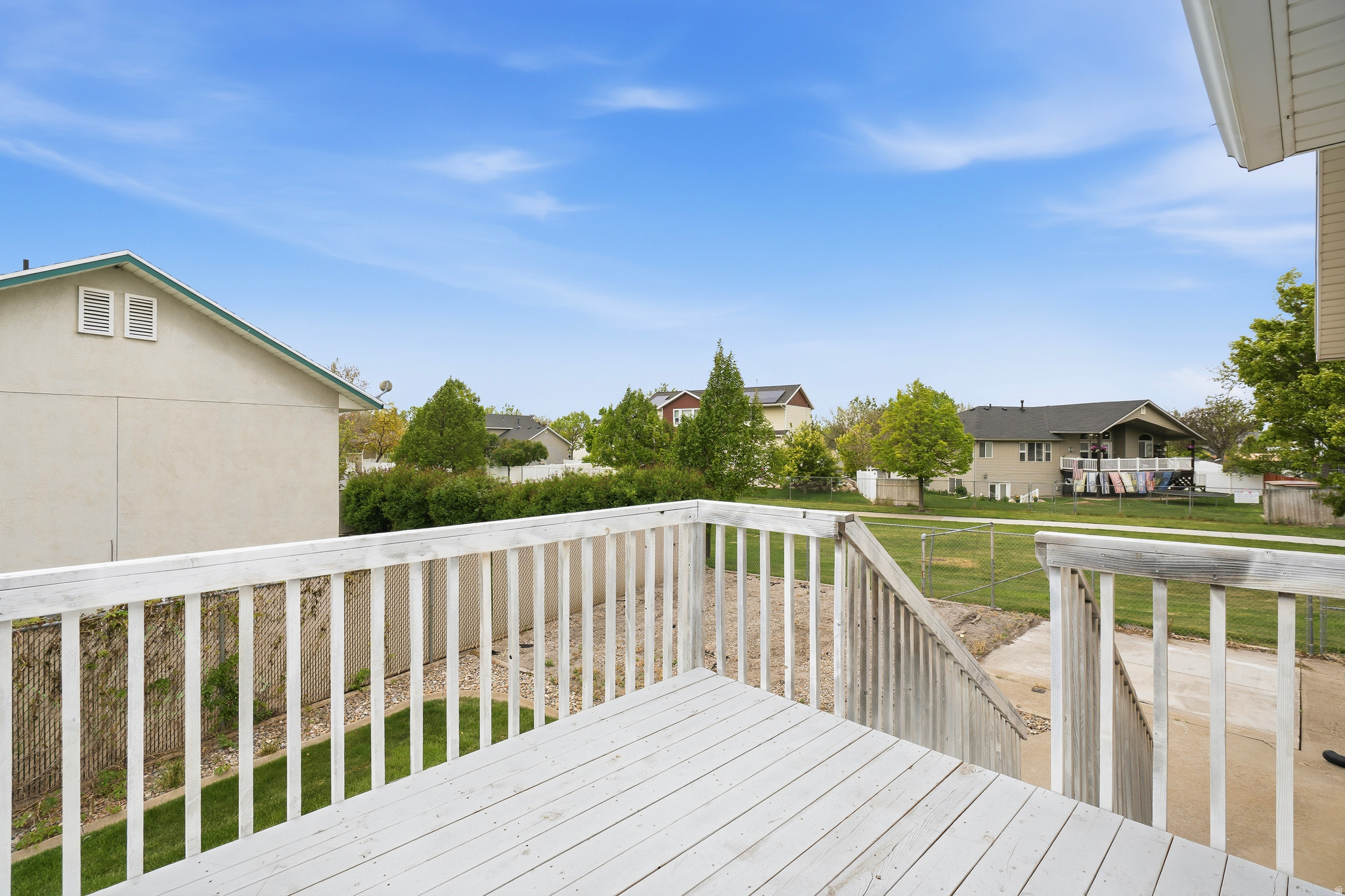 MEADOW CROSS - Residential