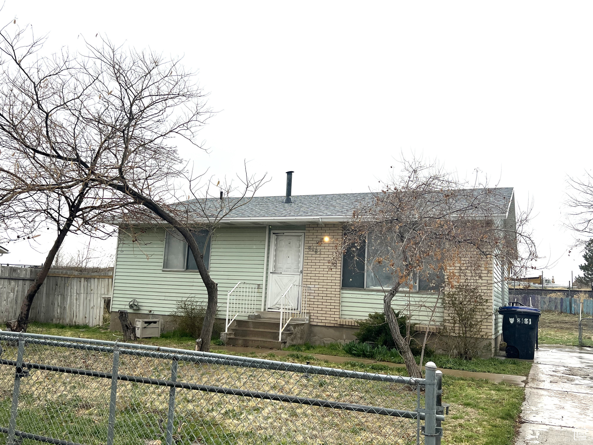 8181 W Danbury Dr, Magna, Utah image 3