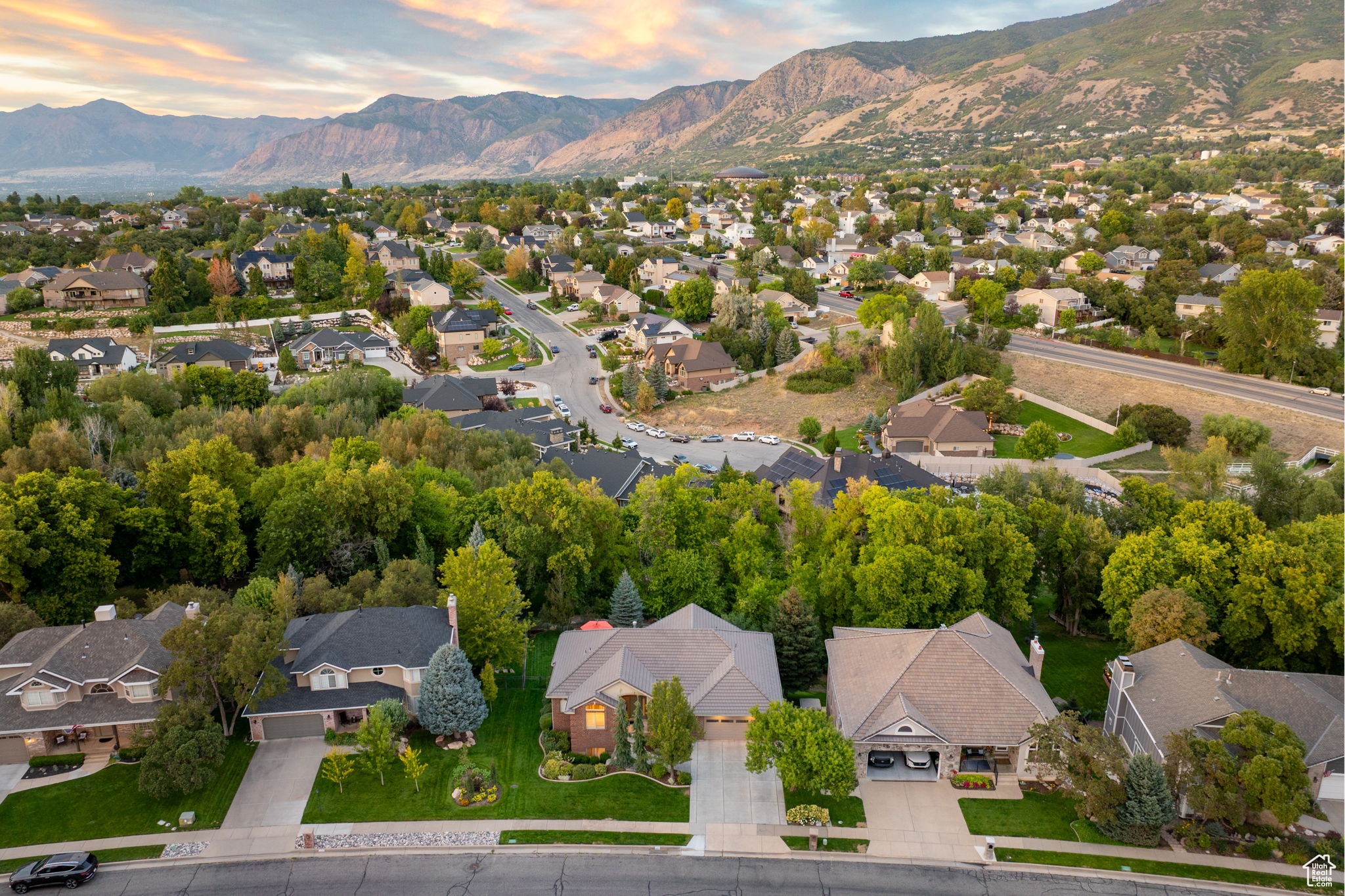 MOUNTAIN CREEK ESTATES - Residential