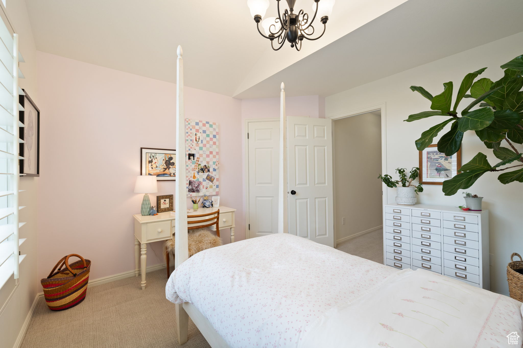 MOUNTAIN CREEK ESTATES - Residential