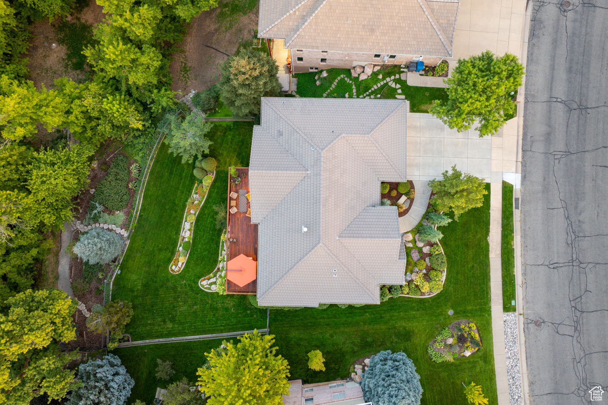MOUNTAIN CREEK ESTATES - Residential
