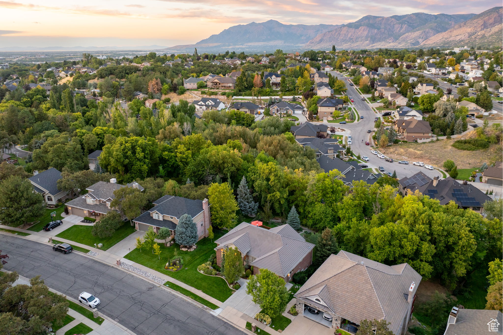 MOUNTAIN CREEK ESTATES - Residential