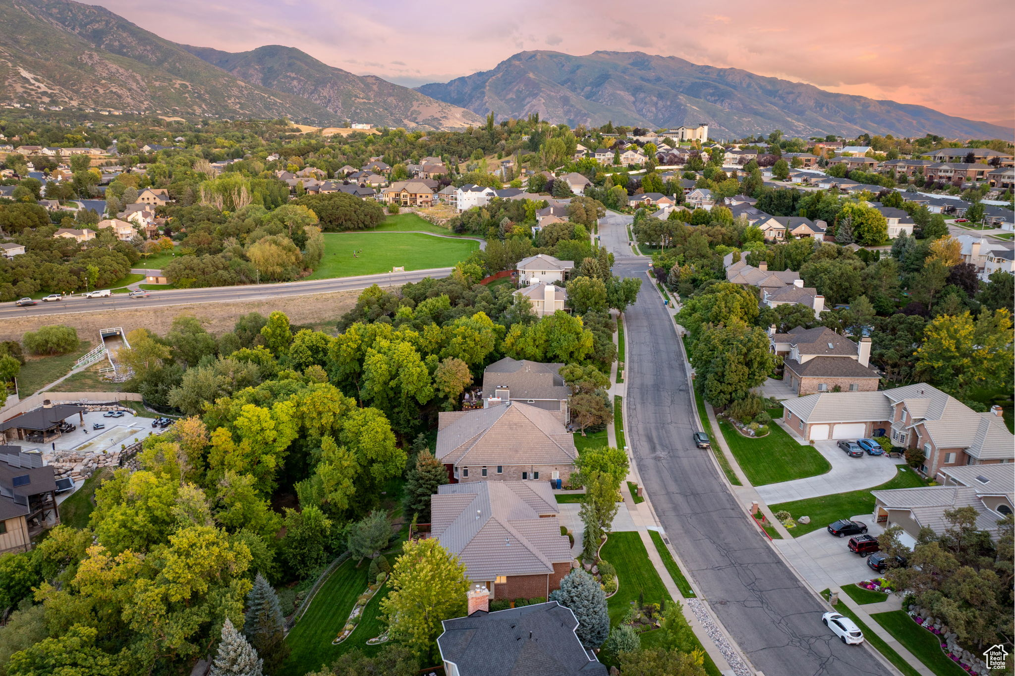 MOUNTAIN CREEK ESTATES - Residential