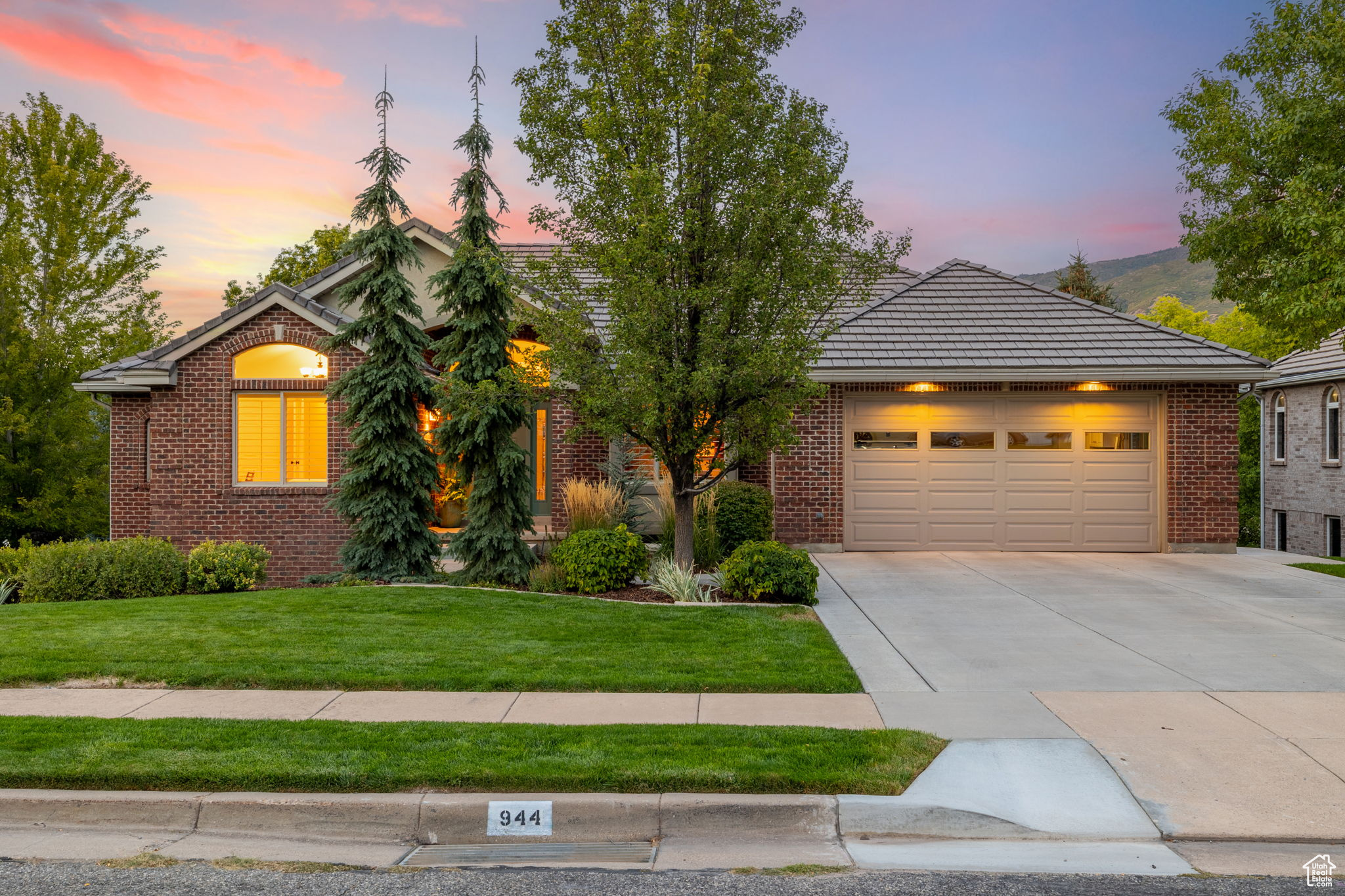 MOUNTAIN CREEK ESTATES - Residential