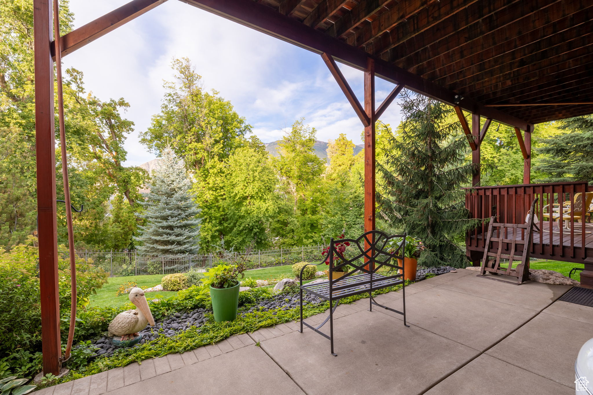 MOUNTAIN CREEK ESTATES - Residential