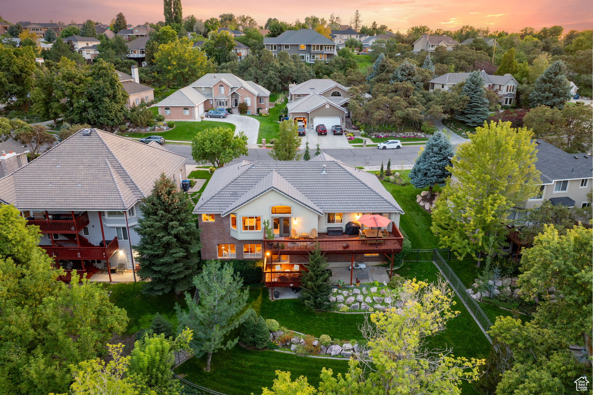 MOUNTAIN CREEK ESTATES - Residential