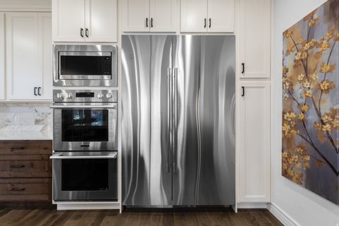 Tiny photo for 186 N MOUNTAIN VISTAS RD, Kaysville, UT 84037 (MLS # 2128645)