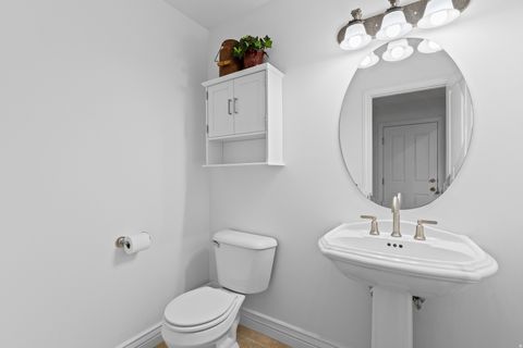 Tiny photo for 186 N MOUNTAIN VISTAS RD, Kaysville, UT 84037 (MLS # 2128645)