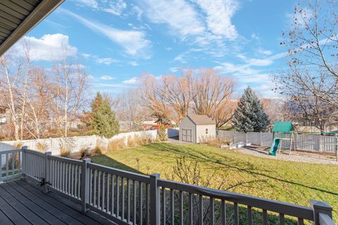Tiny photo for 186 N MOUNTAIN VISTAS RD, Kaysville, UT 84037 (MLS # 2128645)