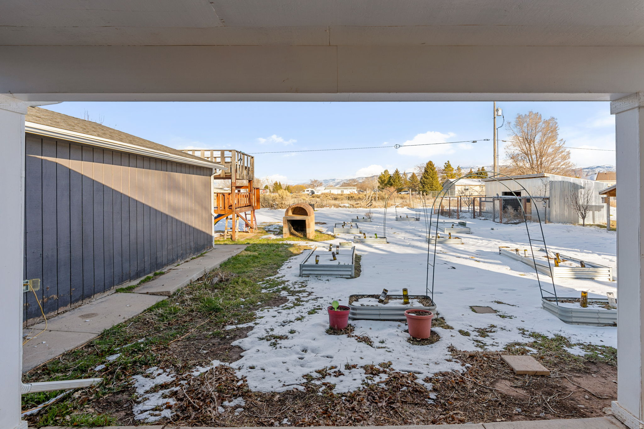 MID VALLEY ESTATES - Residential