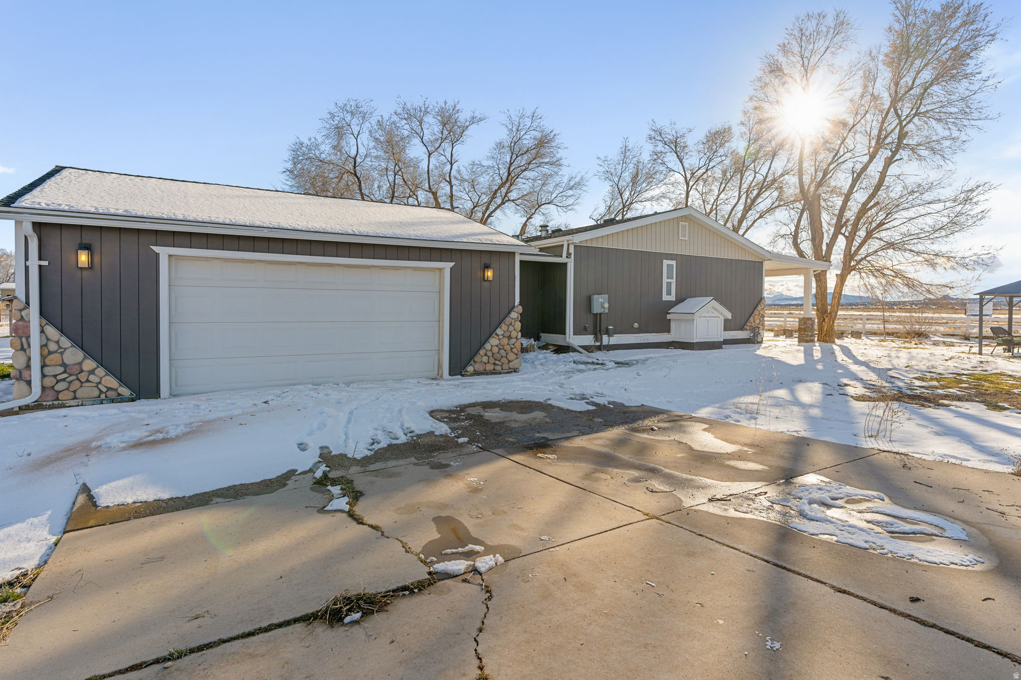 MID VALLEY ESTATES - Residential