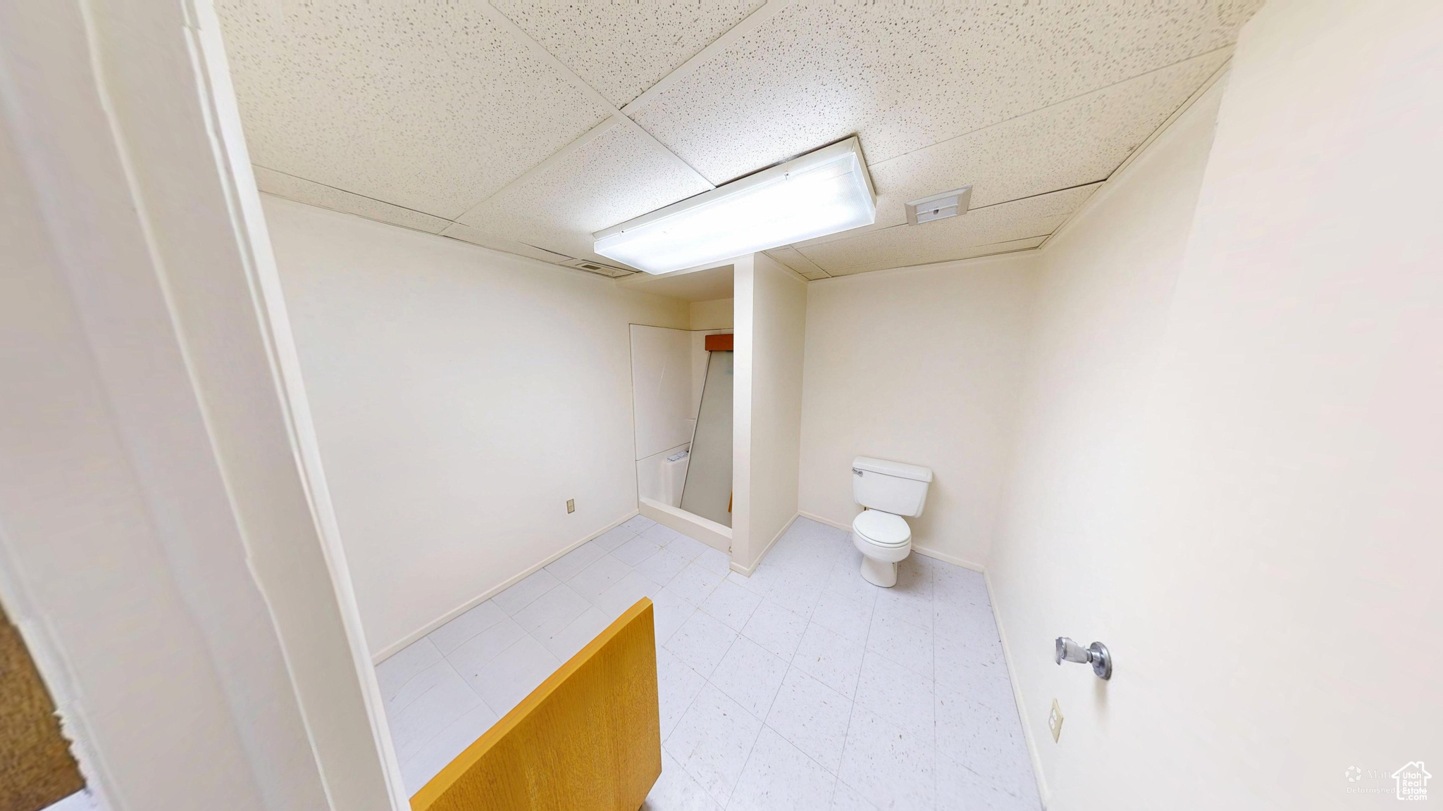 MURRAY COTTONWOOD MEDICAL CENTER - Commercial Sale