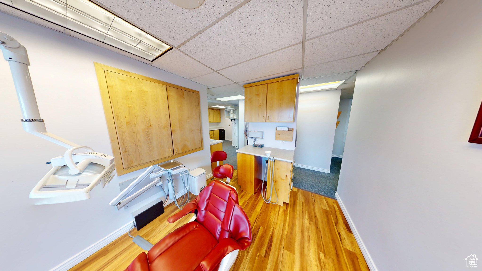 MURRAY COTTONWOOD MEDICAL CENTER - Commercial Sale