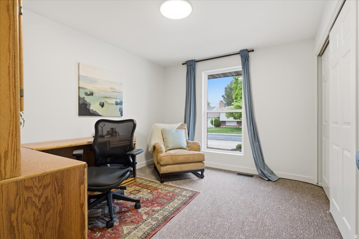 JAMESTOWN - Residential