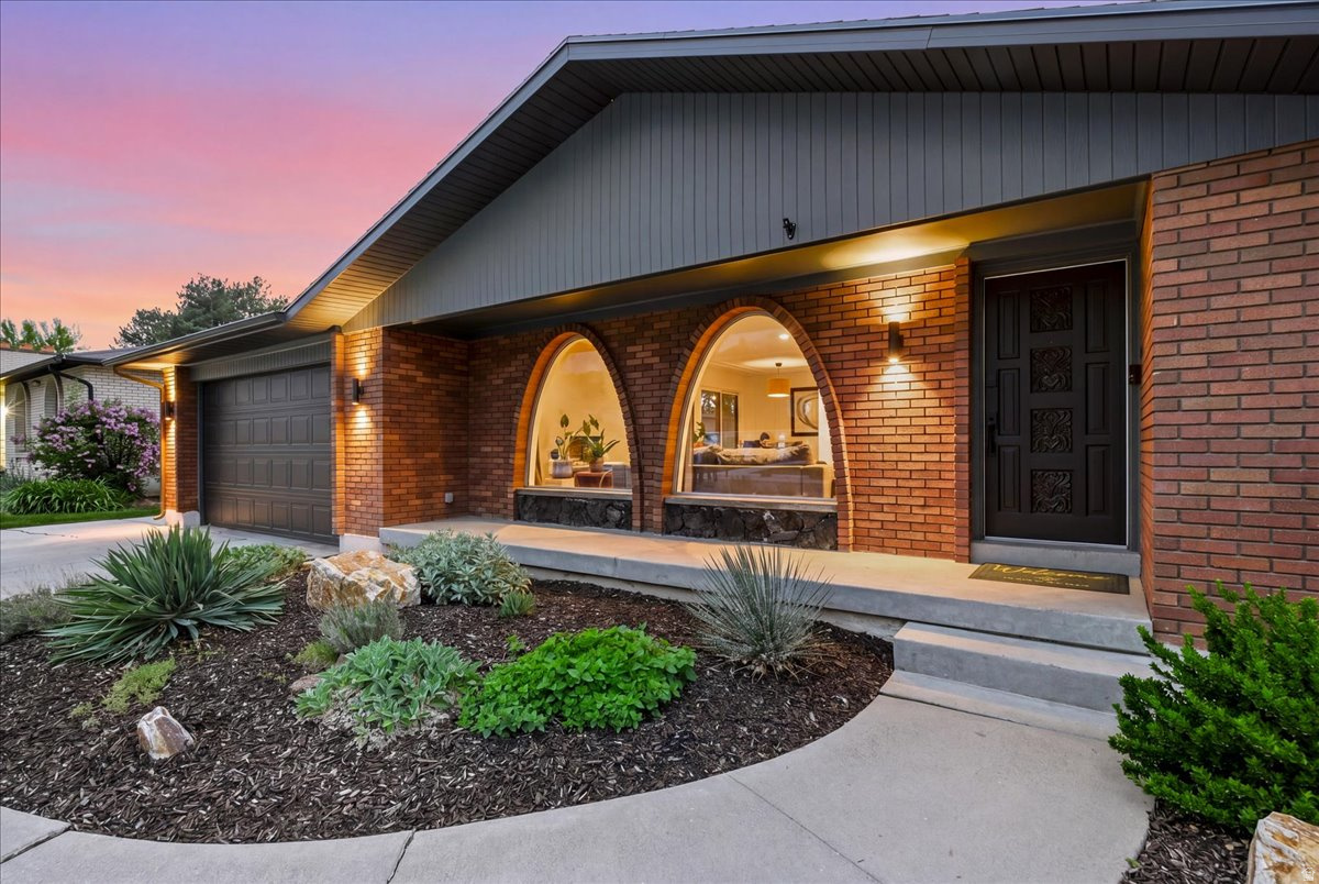 JAMESTOWN - Residential