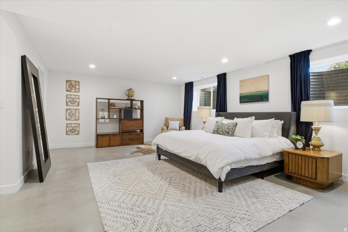 JAMESTOWN - Residential