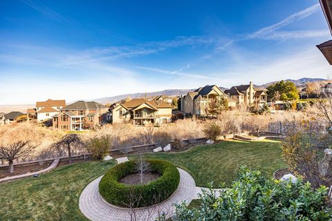 Tiny photo for 802 EAGLEPOINTE DR, North Salt Lake, UT 84054 (MLS # 2128908)