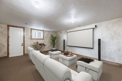 Tiny photo for 802 EAGLEPOINTE DR, North Salt Lake, UT 84054 (MLS # 2128908)