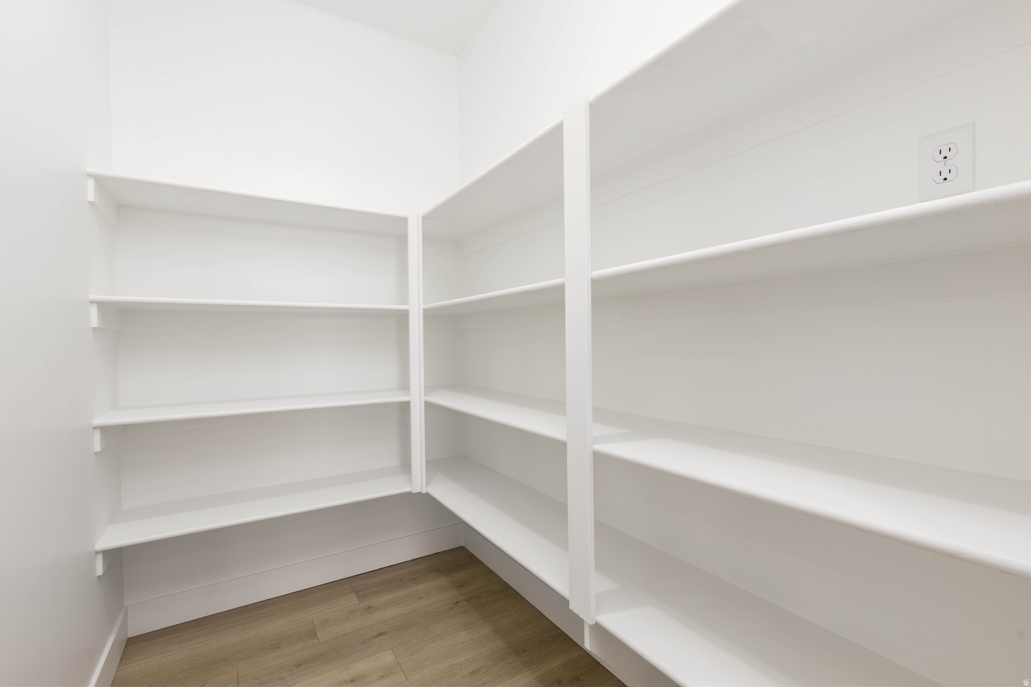 SALARNO HILLS AT DIVARIO - Residential