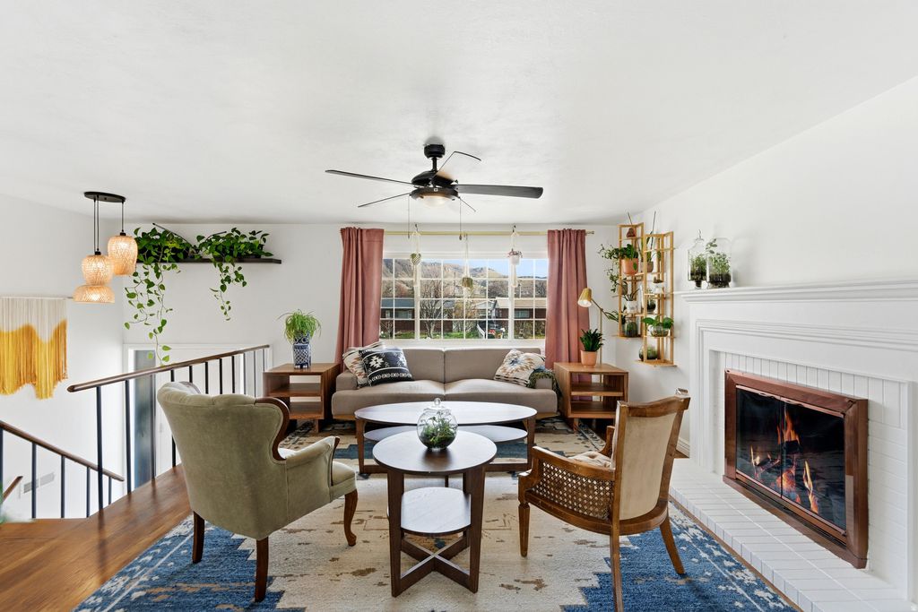 Photo of 1297 N GARNETTE ST, Salt Lake City, UT 84116 (MLS # 2138382)